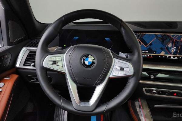 2024 BMW X7 с пробегом 8 162 км