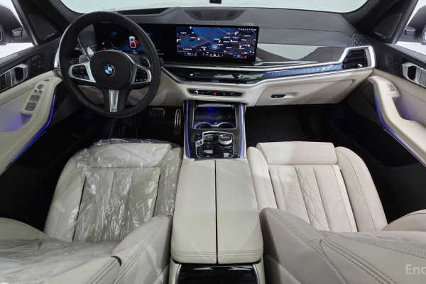2024 BMW X7 с пробегом 7 651 км