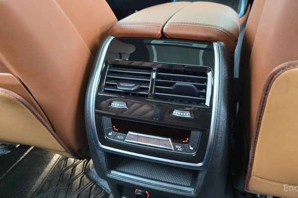 2024 BMW X7 с пробегом 17 626 км