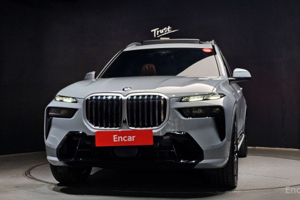 2025 BMW X7 с пробегом 5 087 км