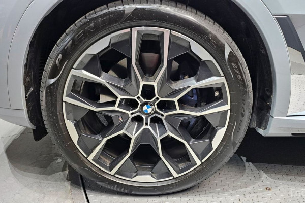 2025 BMW X7 с пробегом 5 087 км