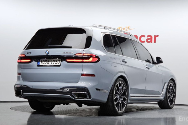 2024 BMW X7 с пробегом 33 415 км