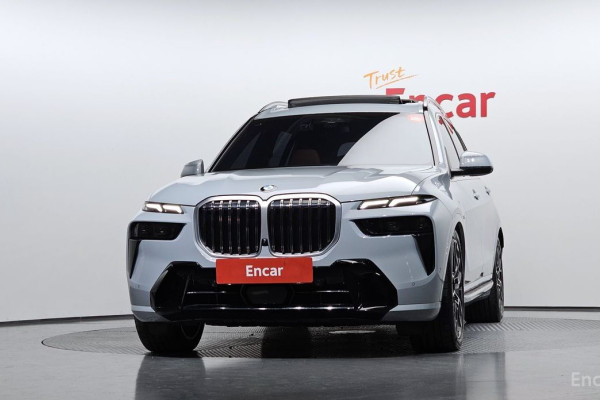 2024 BMW X7 с пробегом 33 415 км