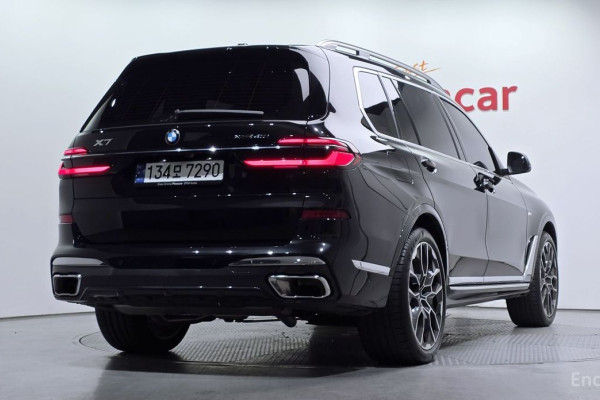 2024 BMW X7 с пробегом 7 935 км