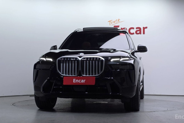 2024 BMW X7 с пробегом 7 935 км