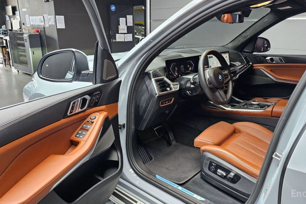 2025 BMW X7 с пробегом 5 087 км