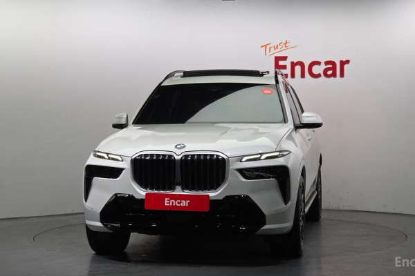 2025 BMW X7 с пробегом 9 009 км