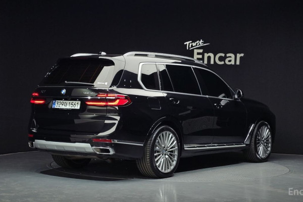 2025 BMW X7 с пробегом 52 382 км