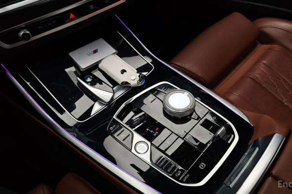 2024 BMW X7 с пробегом 33 415 км