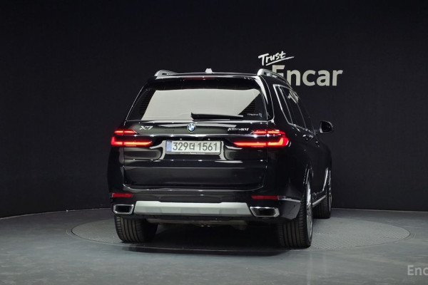 2025 BMW X7 с пробегом 52 382 км