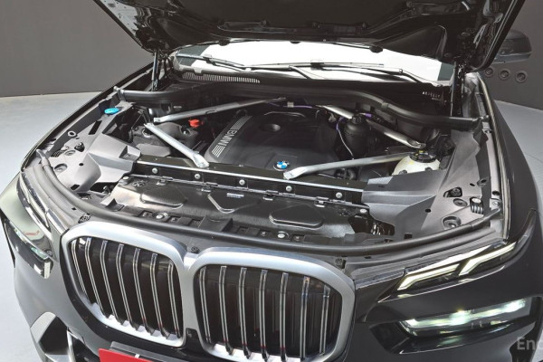 2025 BMW X7 с пробегом 52 382 км