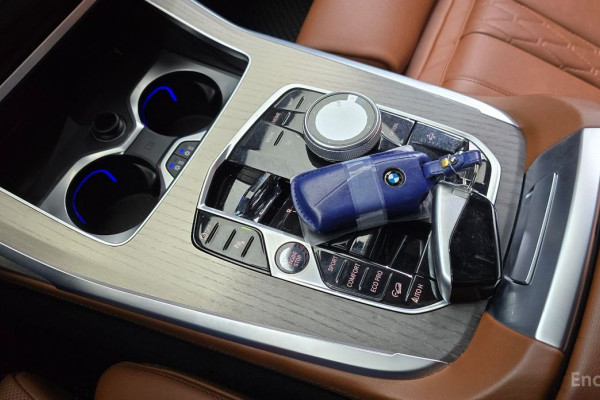 2025 BMW X7 с пробегом 52 382 км