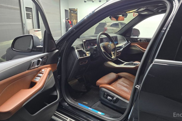 2025 BMW X7 с пробегом 52 382 км