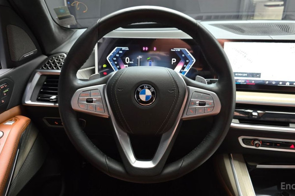 2025 BMW X7 с пробегом 52 382 км