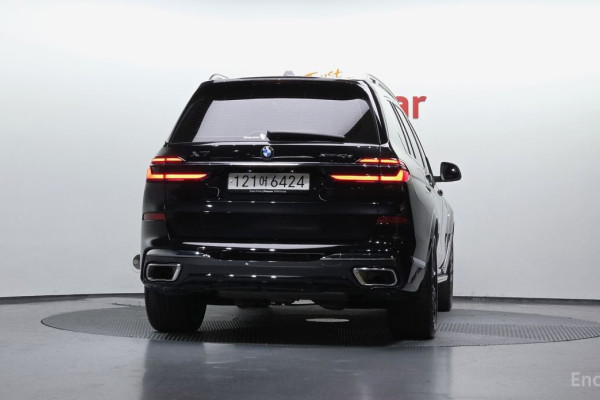 2024 BMW X7 с пробегом 15 835 км