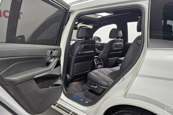 2024 BMW X7 с пробегом 16 008 км