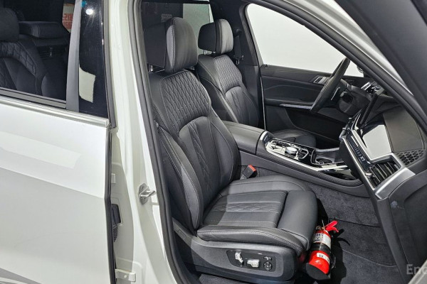 2024 BMW X7 с пробегом 16 008 км