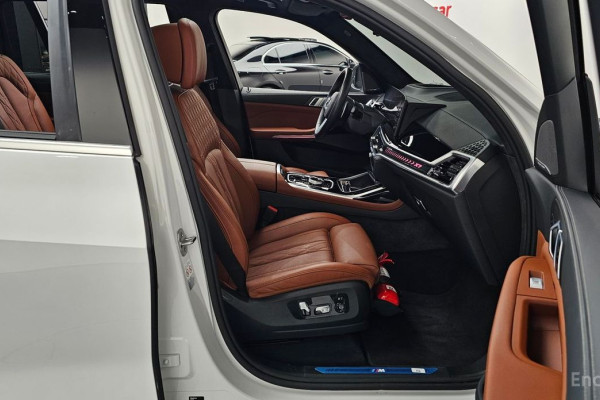 2024 BMW X7 с пробегом 19 633 км