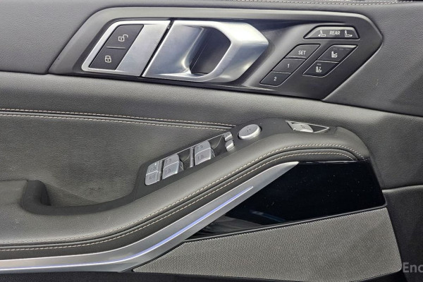 2024 BMW X7 с пробегом 16 008 км