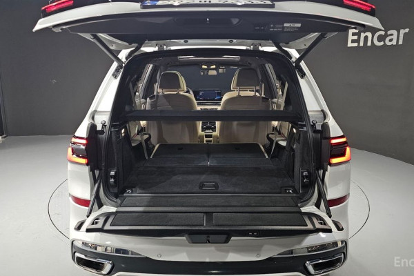 2024 BMW X7 с пробегом 20 511 км