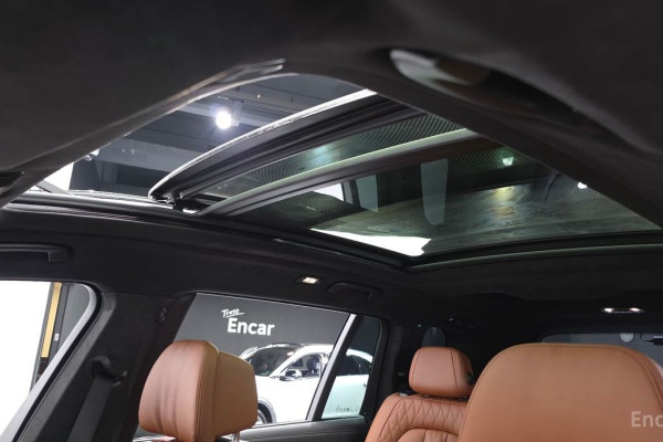 2025 BMW X7 с пробегом 9 009 км