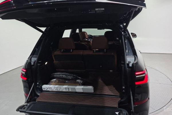 2024 BMW X7 с пробегом 7 935 км