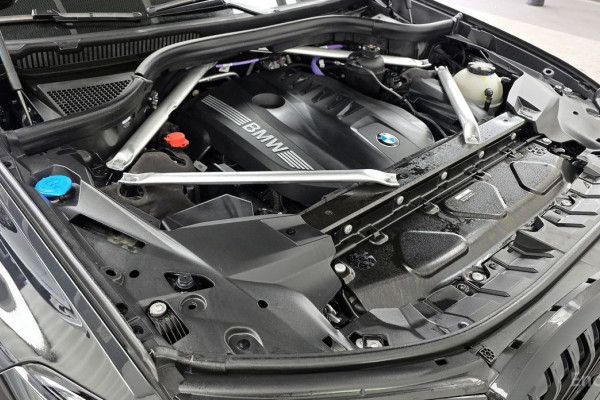 2024 BMW X7 с пробегом 7 594 км