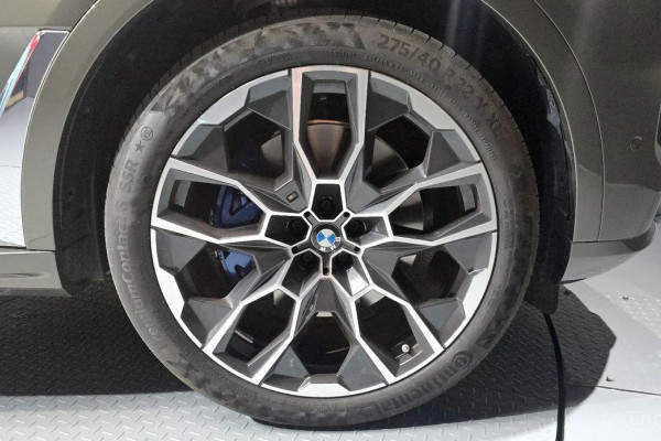 2025 BMW X7 с пробегом 11 907 км