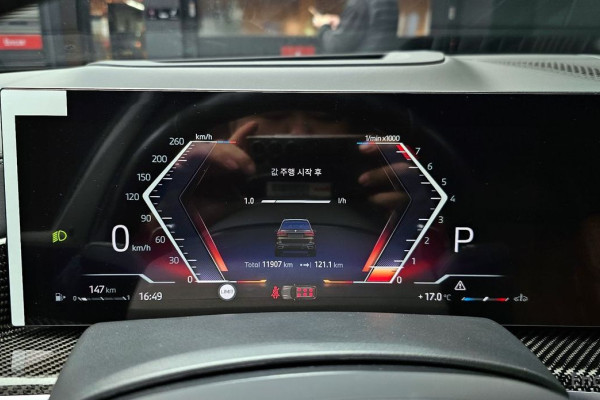 2025 BMW X7 с пробегом 11 907 км