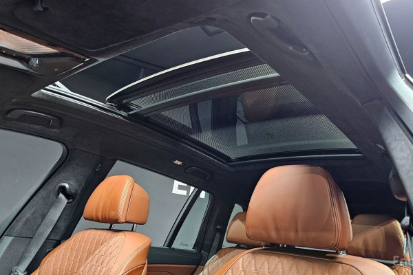 2025 BMW X7 с пробегом 11 907 км