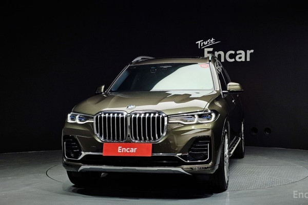2022 BMW X7 с пробегом 67 377 км