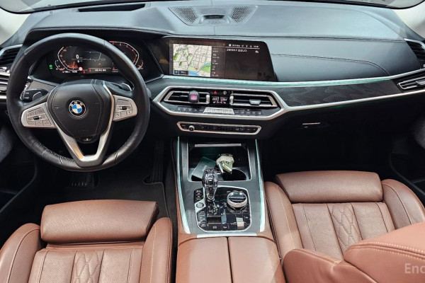 2022 BMW X7 с пробегом 67 377 км