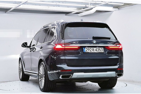 2022 BMW X7 с пробегом 47 534 км