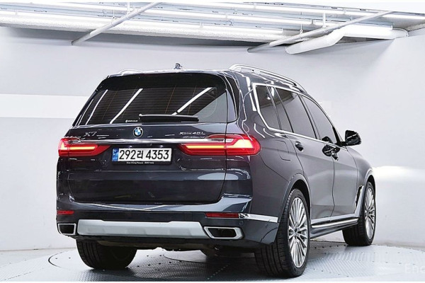 2022 BMW X7 с пробегом 47 534 км