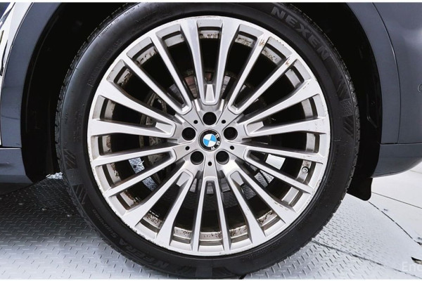 2022 BMW X7 с пробегом 47 534 км