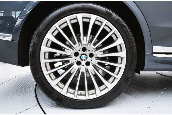 2022 BMW X7 с пробегом 47 534 км