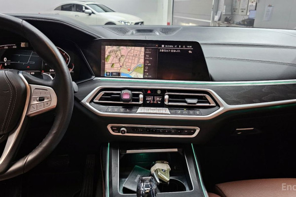 2022 BMW X7 с пробегом 67 377 км