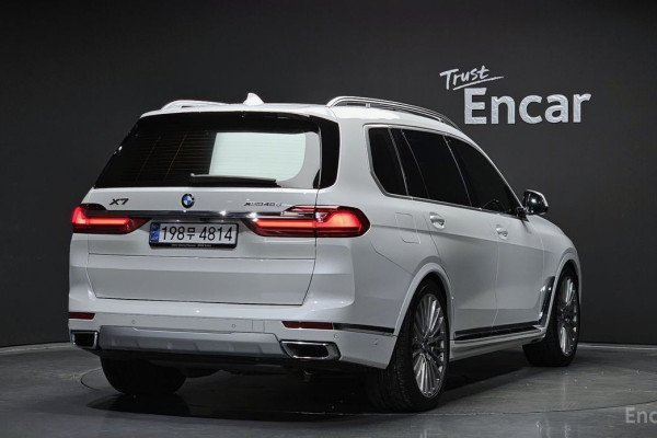 2022 BMW X7 с пробегом 49 297 км