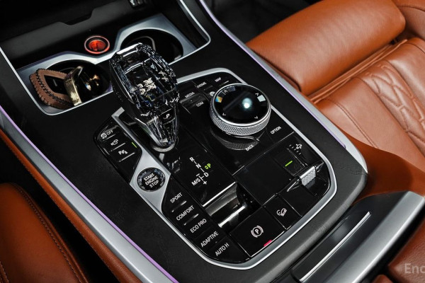 2022 BMW X7 с пробегом 49 297 км