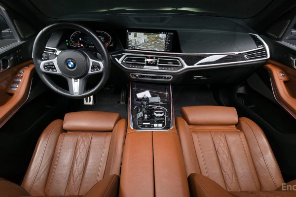 2022 BMW X7 с пробегом 29 822 км