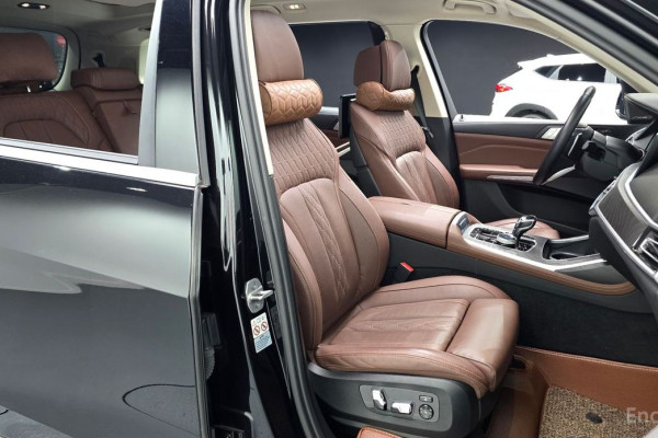 2022 BMW X7 с пробегом 79 701 км