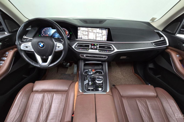 2022 BMW X7 с пробегом 79 701 км