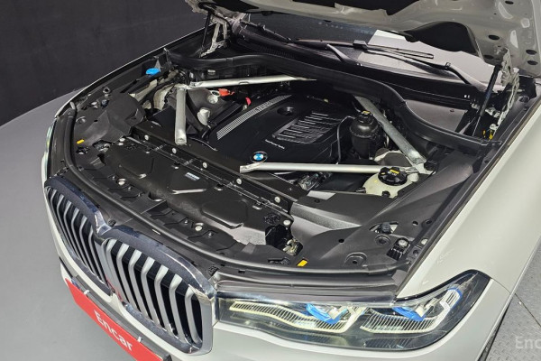 2022 BMW X7 с пробегом 79 912 км