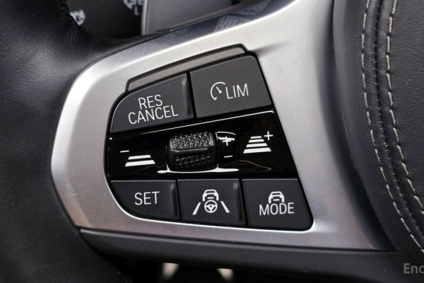 2022 BMW X7 с пробегом 29 822 км