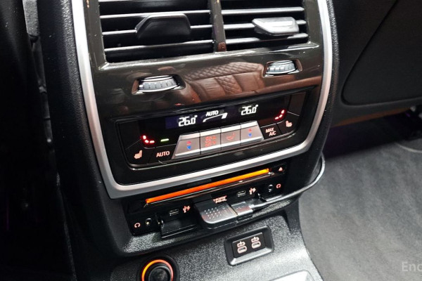 2022 BMW X7 с пробегом 49 297 км