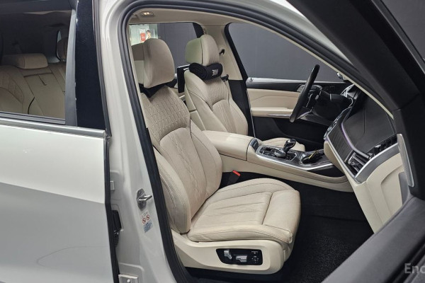 2022 BMW X7 с пробегом 79 912 км