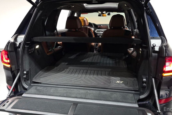 2022 BMW X7 с пробегом 31 333 км