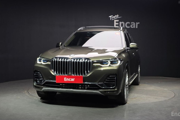 2022 BMW X7 с пробегом 119 221 км