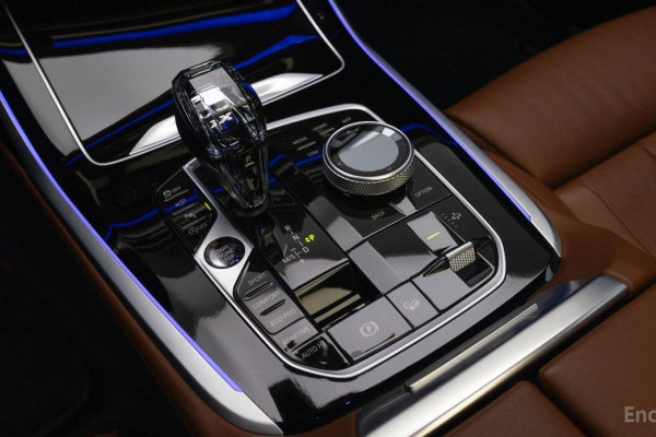 2022 BMW X7 с пробегом 82 299 км