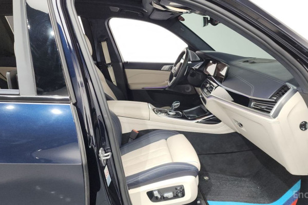 2022 BMW X7 с пробегом 56 586 км